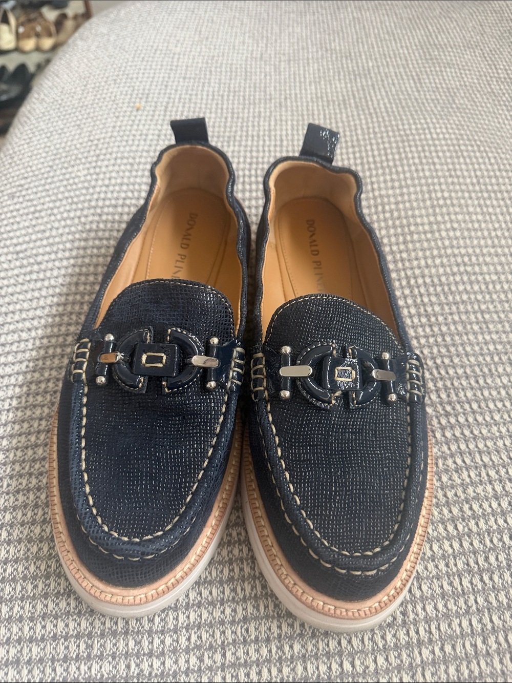 Donald Pliner Lomma Navy Loafers Size 10M Horsebit Lug Sole
